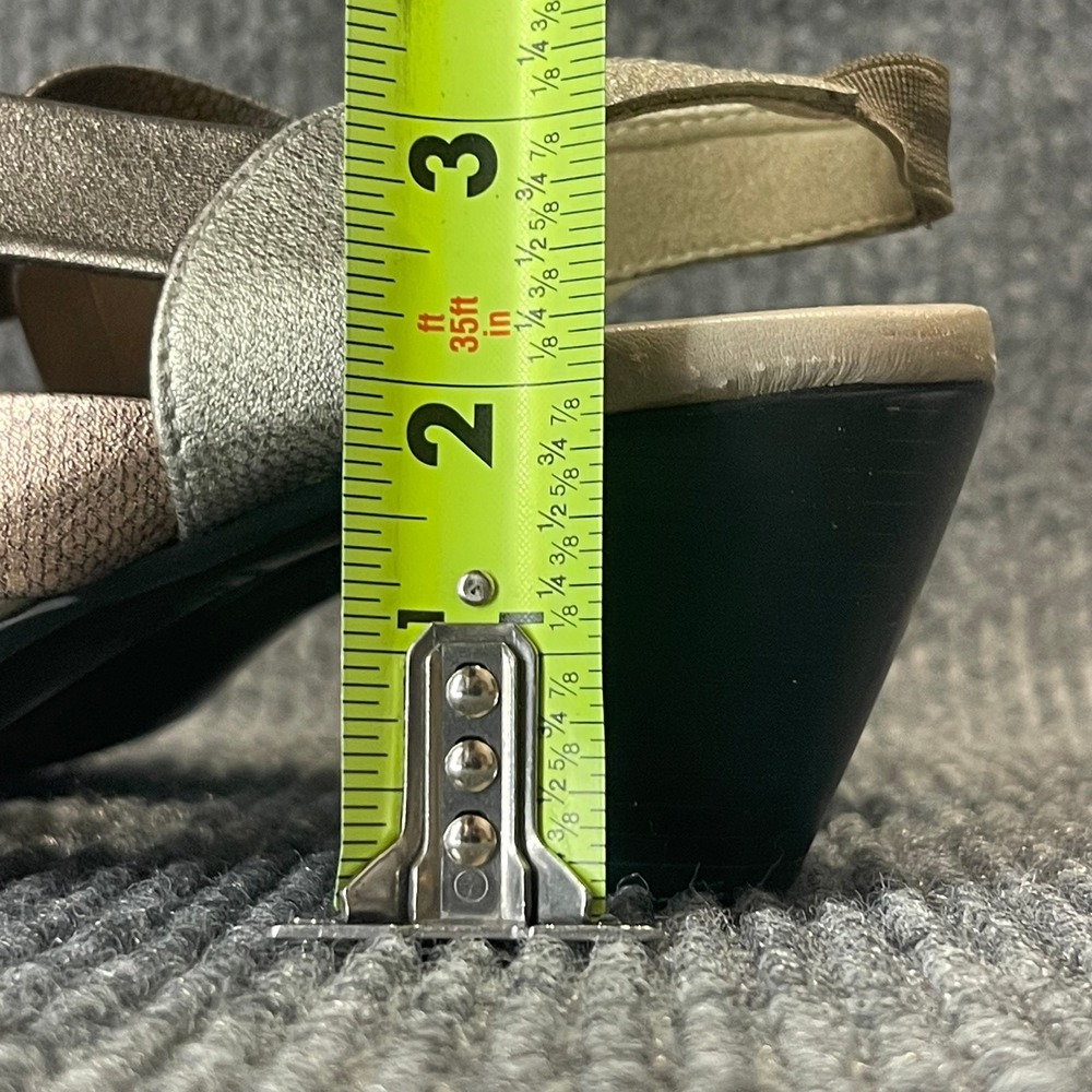 Munro American Sandals Womens 7.5 N Metallic Gold Bronze Block Heel Strappy Chic - Picture 7 of 7